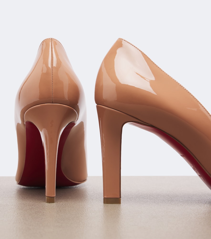 Christian Louboutin Fannylove patent leather pumps (Beige) - Mid Heel Pumps