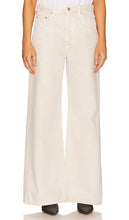 Citizens of Humanity Beverly Slouch Boot in Cream - Botte souple Beverly de Citizens of Humanity en crème - 人类公民贝弗利奶油色懒腰靴 - Citizens of Humanity Beverly Slouch Boot in Creme - Citizens of Humanity Beverly 슬라우치 부츠 크림 색상 - Stivaletto Slouch Beverly di Citizens of Humanity color crema