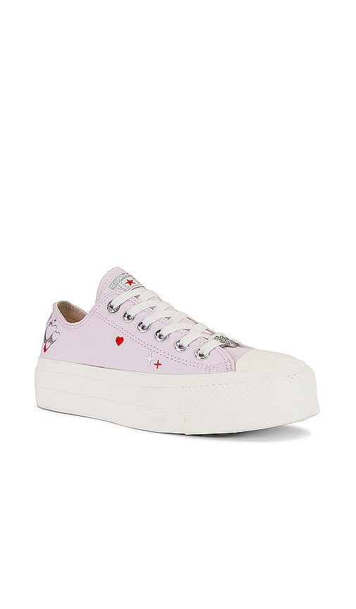Converse Chuck Taylor All Star Lift Sneaker in Lavender