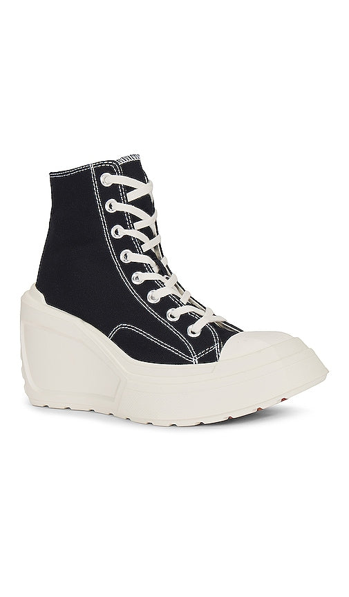 Converse De Luxe Wedge Sneaker in Black