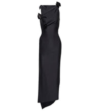 Coperni Asymmetrical flower-detail midi dress. Coperni 不对称花朵装饰中长连衣裙