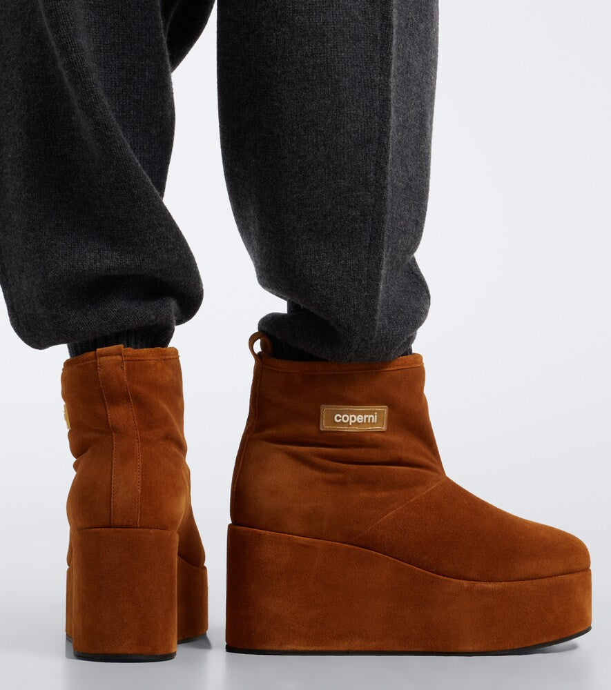 Coperni Shearling-lined suede wedge boots in Brown - Heeled Boots
