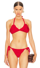 Cult Gaia Carita Crochet Triangle Top in Red - Cult Gaia Carita Haut Triangle au Crochet en Rouge - Cult Gaia Carita 红色钩编三角上衣 - Cult Gaia Carita Häkel-Triangel-Top in Rot - Cult Gaia Carita 크로셰 트라이앵글 탑 - Top a triangolo all'uncinetto Cult Gaia Carita in rosso