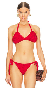 Cult Gaia Carita Crochet Triangle Top in Red - Cult Gaia Carita Haut Triangle au Crochet en Rouge - Cult Gaia Carita 红色钩编三角上衣 - Cult Gaia Carita Häkel-Triangel-Top in Rot - Cult Gaia Carita 크로셰 트라이앵글 탑 - Top a triangolo all'uncinetto Cult Gaia Carita in rosso