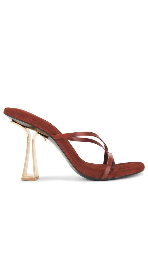Cult Gaia Soriah Sandal in Cognac - Sandale Cult Gaia Soriah en Cognac - Cult Gaia Soriah 干邑色凉鞋 - Cult Gaia Soriah Sandale in Cognac - Cult Gaia Soriah 꼬냑 샌들 - Sandalo Cult Gaia Soriah color cognac