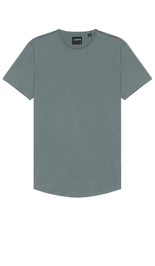 Cuts AO Curve Hem Tee in Sage - Cuts AO Curve Hem T-shirt en sauge - 鼠尾草剪裁 AO 曲线下摆 T 恤 - Cuts AO Curve Hem T-Shirt in Salbei - Cuts AO 커브 밑단 티셔츠 - Taglia la maglietta con orlo curvo AO in salvia