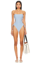 DEVON WINDSOR Claudette One Piece in Baby Blue - DEVON WINDSOR Claudette une pièce en bleu bébé - DEVON WINDSOR Claudette 淡蓝色一件 - DEVON WINDSOR Claudette Einteiler in Babyblau - DEVON WINDSOR 클로데트 원피스 - DEVON WINDSOR Costume intero Claudette in celeste