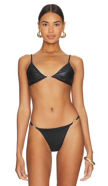 DEVON WINDSOR Genevieve Bikini Top in Black - DEVON WINDSOR Haut de bikini Genevieve en noir - DEVON WINDSOR Genevieve 黑色比基尼上衣 - DEVON WINDSOR Genevieve Bikinioberteil in Schwarz - DEVON WINDSOR Genevieve 비키니 탑 블랙 색상 - Top bikini DEVON WINDSOR Genevieve in nero