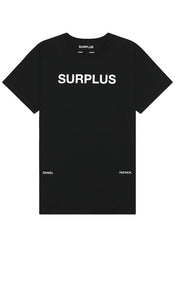 Daniel Patrick Surplus Logo Tee in Black - Daniel Patrick - T-shirt avec logo en surplus - Noir - Daniel Patrick Surplus 黑色徽标 T 恤 - Daniel Patrick Surplus Logo T-Shirt in Schwarz - Daniel Patrick 서플러스 로고 티셔츠 블랙 색상 - Maglietta con logo Daniel Patrick Surplus in nero