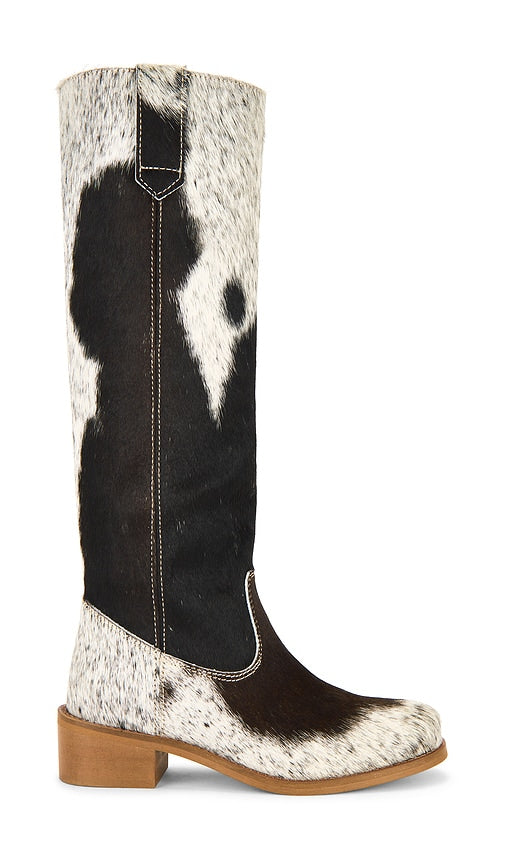 Dico Copenhagen Ann Gaucho Boot in Brown | Brown Shades Knee-High Boots for Women