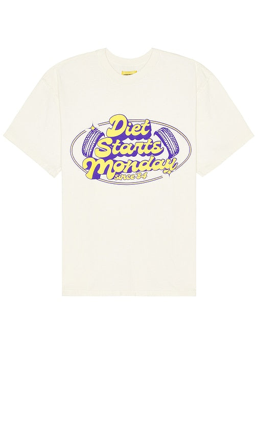 Diet Starts Monday Auto Tee in White - Diet Starts Monday Auto Tee en blanc - 周一开始节食白色 Auto T 恤 - „Diet Starts Monday“-Auto-T-Shirt in Weiß - 다이어트 시작 월요일 오토 티셔츠 화이트 색상 - La dieta inizia lunedì Auto Tee in bianco