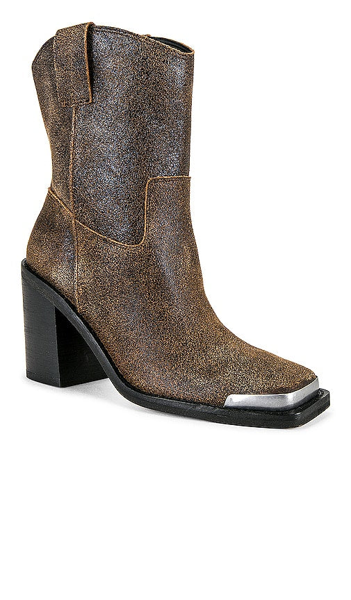 Dolce Vita Falon Boot in Brown