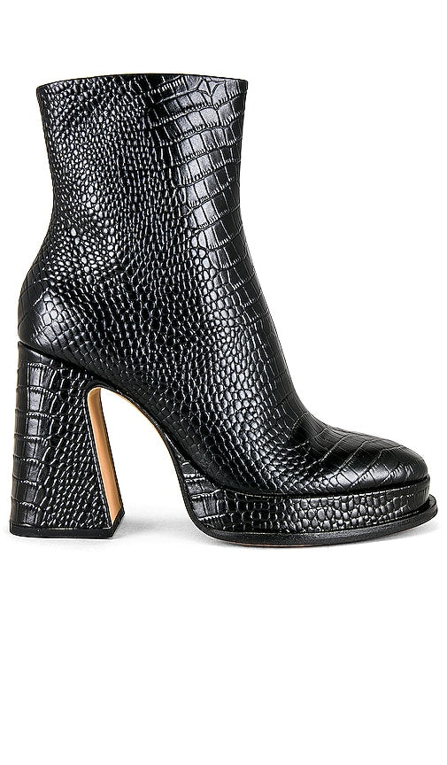 Dolce Vita Lochly Boot in Black - Botte Dolce Vita Lochly en noir - Dolce Vita Lochly 黑色靴子 - Dolce Vita Lochly Stiefel in Schwarz - Dolce Vita Lochly 부츠블랙 색상 - Stivale Lochly Dolce Vita in nero