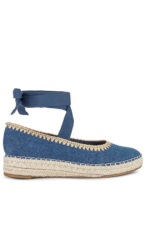 Dolce Vita Morgan Espadrille in Blue - Espadrilles Morgan Dolce Vita en bleu - Dolce Vita Morgan 蓝色麻底鞋 - Dolce Vita Morgan Espadrille in Blau - Dolce Vita Morgan 에스파드리유 블루 색상 - Espadrillas Morgan Dolce Vita in blu