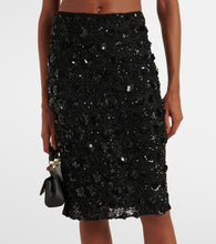 Dolce&Gabbana Floral-appliqu√É¬© sequined pencil skirt
