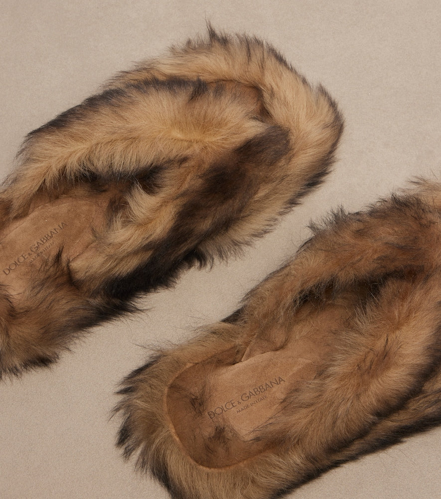 Dolce&Gabbana Shearling thong sandals