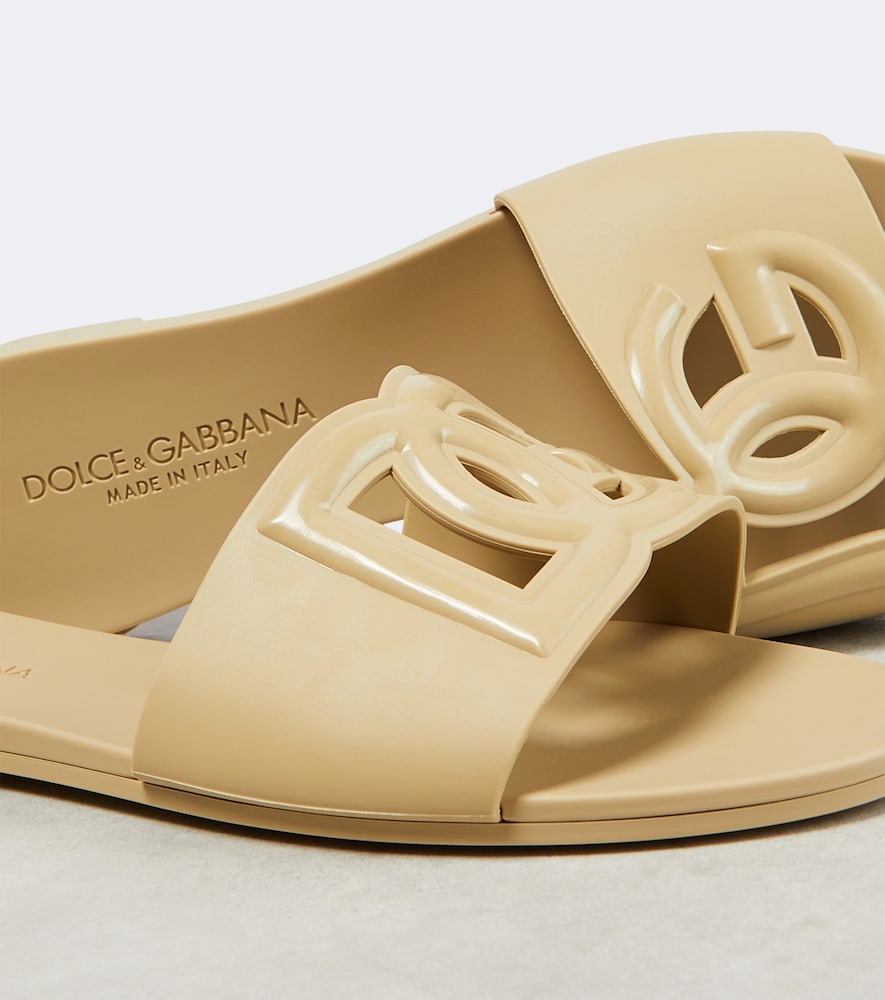 Dolce&Gabbana DG rubber slides in Beige - Flat Sandals