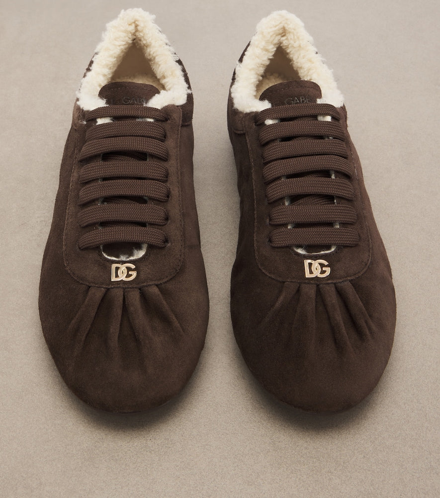 Dolce&Gabbana DG teddy-trimmed suede sneakers - Brown Low-Top Sneakers