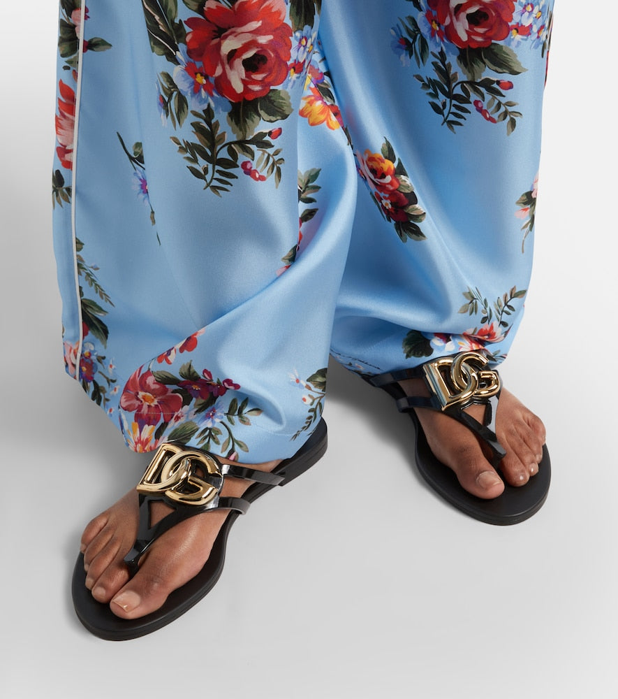 Dolce&Gabbana DG thong sandals in Black - Flat Sandals