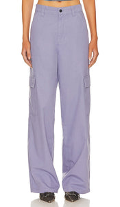 Dr. Denim Donna Cargo Wide Leg in Blue - Dr. Denim - Donna - Pantalon cargo large - Bleu - Dr. Denim Donna 蓝色工装阔腿裤 - Dr. Denim Donna Cargo mit weitem Bein in Blau - Dr. Denim Donna Cargo 와이드 레그 블루 색상 - Dr. Denim Donna Cargo Gamba larga in blu