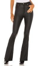 Dr. Denim Moxy Flare in Black - Pantalon évasé Dr. Denim Moxy en noir - Dr. Denim Moxy Flare 黑色 - Dr. Denim Moxy Flare in Schwarz - Dr. Denim Moxy 플레어 블랙 색상 - Dr. Denim Moxy Flare in nero