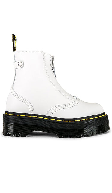 Dr. Martens Jetta Sendal Boot in White - Botte Dr. Martens Jetta Sendal en blanc - Dr. Martens Jetta Sendal 白色靴子 - Dr. Martens Jetta Sendal Stiefel in Weiß - Dr. Martens 제타 센달 부츠 화이트 색상 - Stivale Dr. Martens Jetta Sendal in bianco