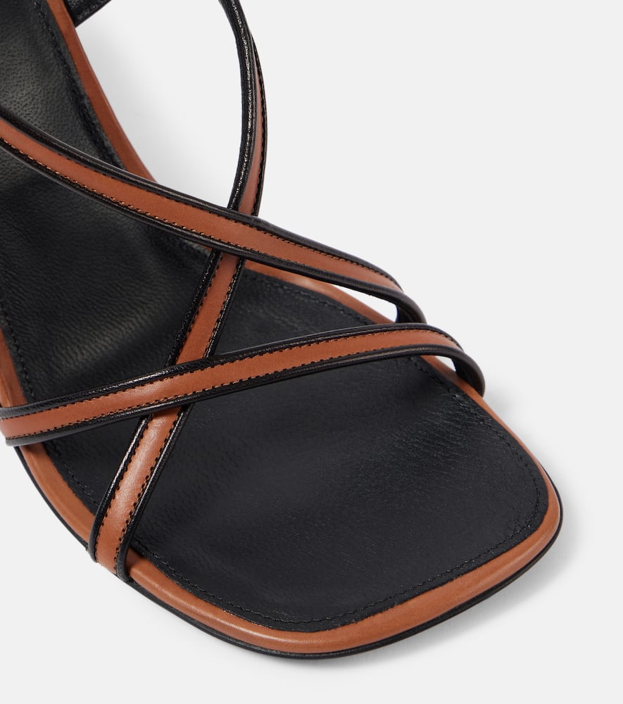Dries Van Noten 95 leather sandals