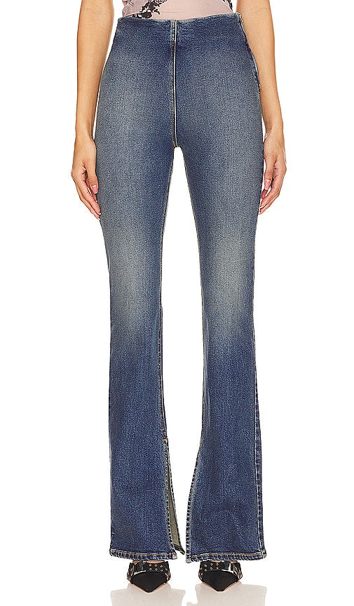 EB Denim Split Hem Jegging in Blue - Jegging EB Denim à ourlet fendu en bleu - 蓝色 EB 开衩下摆牛仔裤 - EB Denim Jegging mit geteiltem Saum in Blau - EB Denim 스플릿 헴 제깅스 블루 색상 - EB Jeggings in denim con orlo diviso in blu