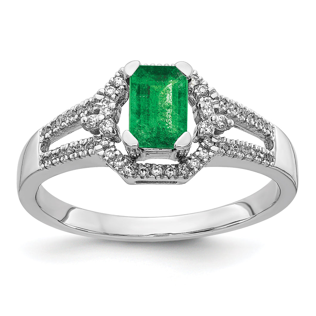 Emerald and 1/6ctw Diamond Accent White Gold Ring | Size 5