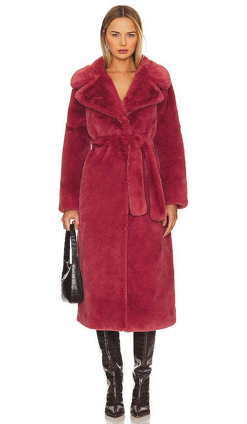 Ena Pelly Tahnee Longline Faux Fur Jacket in Red - Ena Pelly - Tahnee - Veste longue en fausse fourrure rouge - Ena Pelly Tahnee 红色长款人造毛皮夹克 - Ena Pelly Tahnee Longline-Kunstpelzjacke in Rot - Ena Pelly Tahnee 롱라인 인조 퍼 재킷 - Giacca in pelliccia sintetica lunga Ena Pelly Tahnee in rosso