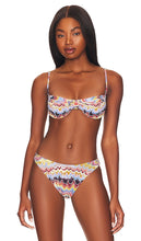 F E L L A Apollo Bikini Top in Blue - Haut de bikini F E L L A Apollo en bleu - F E L A Apollo 蓝色比基尼上衣 - F E L L A Apollo Bikinioberteil in Blau - F E L L A Apollo 비키니 탑 in 블루 - F E L L A Top bikini Apollo in blu