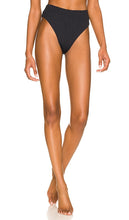 F E L L A Hubert Bikini Bottom in Black - Bas de bikini F E L L A Hubert en noir - F E L A Hubert 黑色比基尼泳裤 - F E L L A Hubert Bikinihose in Schwarz - F E L L A Hubert 비키니 하의 블랙 색상 - F E L L A Slip bikini Hubert in nero