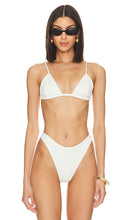 F E L L A Julian Bikini Top in White - Haut de bikini F E L L A Julian en blanc - F E L L A Julian 白色比基尼上衣 - F E L L A Julian Bikinioberteil in Weiß - F E L L A Julian 비키니 탑 화이트 색상 - F E L L A Top bikini Julian in bianco