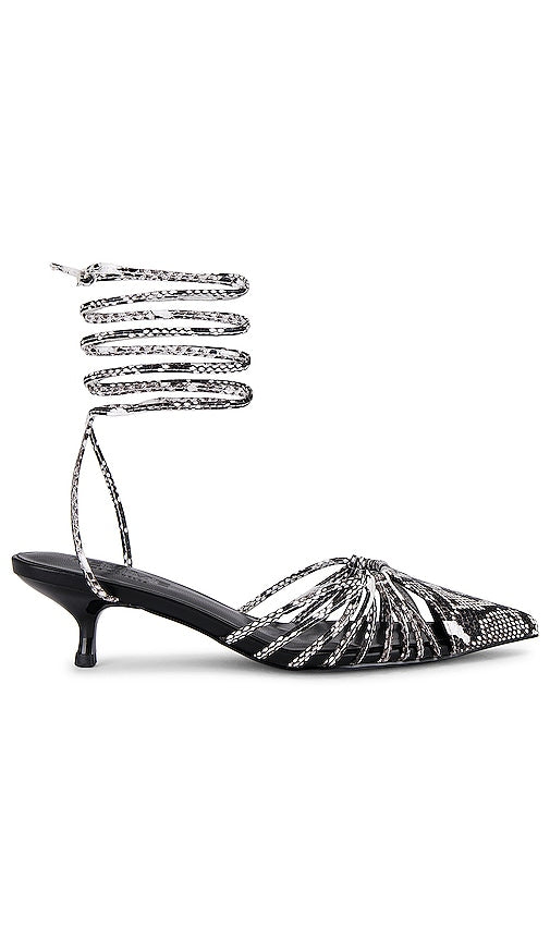 FEMME LA Lauren Lace Up Pump in Black,White - FEMME LA Escarpin à lacets Lauren en Noir, Blanc - FEMME LA Lauren 系带高跟鞋 黑色、白色 - FEMME LA Lauren Schnürpumps in Schwarz, Weiß - FEMME LA Lauren 레이스업 펌프스 블랙, 화이트 색상 - Décolleté con lacci FEMME LA Lauren in nero, bianco