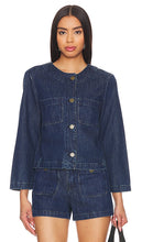 FRAME Button Front Jacket in Blue - FRAME - Veste boutonnée sur le devant en bleu - 蓝色 FRAME 正面纽扣夹克 - FRAME Jacke mit Knopfleiste vorne in Blau - FRAME 버튼 프론트 재킷 블루 색상 - Giacca frontale con bottoni FRAME in blu