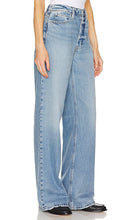 FRAME The 1978 Straight Leg in Blue