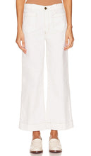 FRAME Utility Relaxed Straight in White - FRAME Utility Relaxed Straight en blanc - 白色框架实用休闲直筒 - FRAME Utility Relaxed Straight in Weiß - FRAME 유틸리티 릴렉스드 스트레이트 화이트 컬러 - STRUTTURA Utility Relaxed Straight in bianco