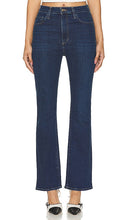 Favorite Daughter The Valentina Boot Petite Jean in Blue - Fille préférée The Valentina Boot Petite Jean en bleu - 最喜欢的女儿 Valentina 蓝色靴子娇小牛仔裤 - Lieblingstochter Die Valentina Boot Petite Jean in Blau - 가장 좋아하는 딸 The Valentina 부츠 블루 컬러의 쁘띠 진 - Figlia preferita, lo stivale Valentina Petite Jean in blu