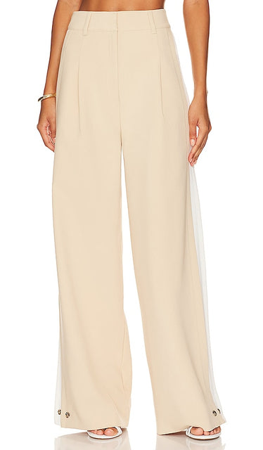 Favorite Daughter the Margaret Wide Leg Pant in Beige - Fille préférée, le pantalon large Margaret en beige - 最喜欢的女儿玛格丽特米色阔腿裤 - Lieblingstochter, die Margaret Wide Leg Pant in Beige - Favorite Daughter the Margaret 와이드 레그 팬츠 베이지 색상 - Figlia preferita, i pantaloni a gamba larga Margaret in beige