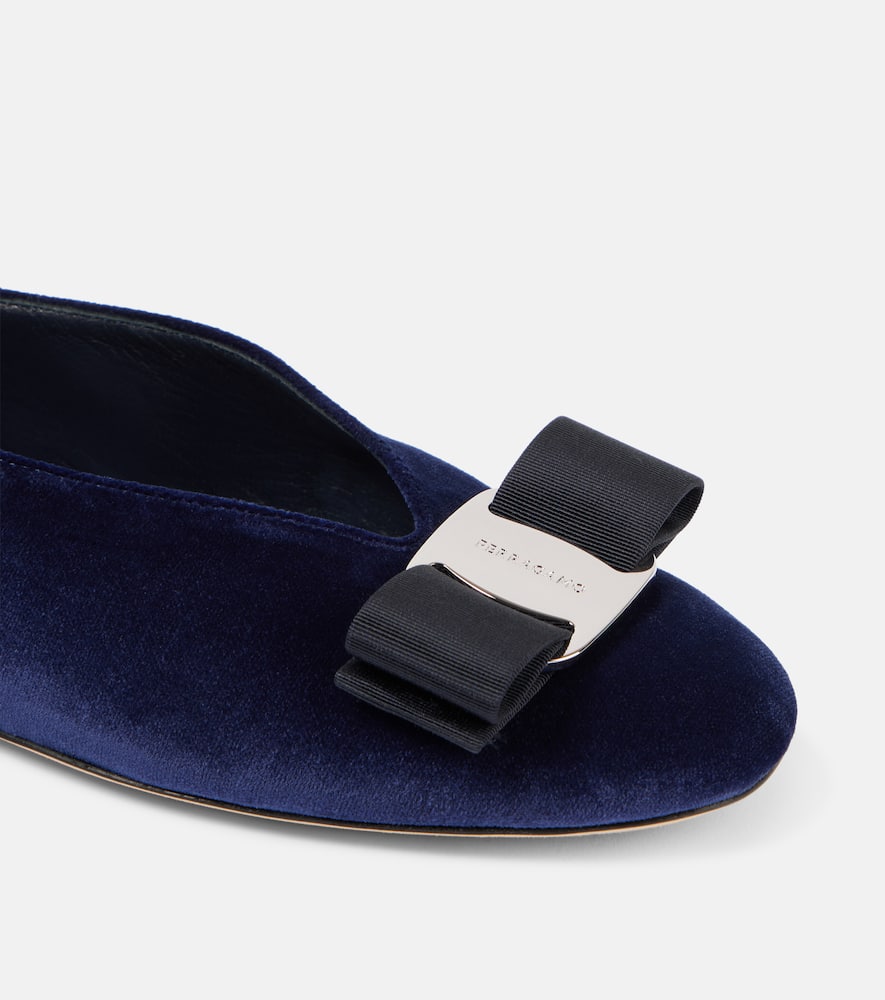 Ferragamo Vanna velvet ballet flats