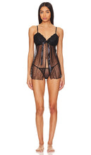 Flora Nikrooz Cynthia Babydoll Set in Black - Flora Nikrooz Ensemble nuisette Cynthia en noir - Flora Nikrooz Cynthia 黑色娃娃装套装 - Flora Nikrooz Cynthia Babydoll-Set in Schwarz - Flora Nikrooz Cynthia 베이비돌 세트 블랙 색상 - Set babydoll Flora Nikrooz Cynthia in nero