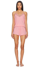 Flora Nikrooz Marian Knit Pajama Set in Pink - Flora Nikrooz Ensemble de pyjama en tricot Marian en rose - Flora Nikrooz Marian 粉色针织睡衣套装 - Flora Nikrooz Marian Strick-Pyjama-Set in Rosa - Flora Nikrooz 마리안 니트 파자마 세트 핑크 - Set pigiama in maglia Marian Flora Nikrooz in rosa