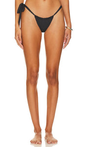 Frankies Bikinis Kealy Bottom in Black - Frankies Bikinis - Bas Kealy en noir - Frankies 比基尼 Kealy 黑色下装 - Frankies Bikinis Kealy Bottom in Schwarz - Frankies bikinis Kealy 하의 블랙 색상 - Frankies Bikini Kealy Bottom in nero