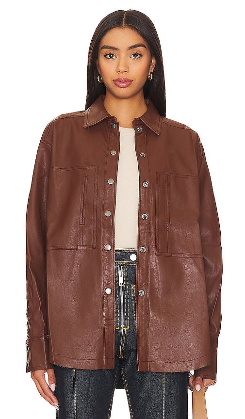 Free People Easy Rider Faux Leather Shacket in Cognac - Free People - Easy Rider - Veste en similicuir - Cognac - Free People Easy Rider 干邑色人造皮革挎包 - Free People Easy Rider Kunstlederjacke in Cognac - Free People Easy Rider 인조 가죽 샤켓 코냑 소재 - Giacca in ecopelle Free People Easy Rider color cognac