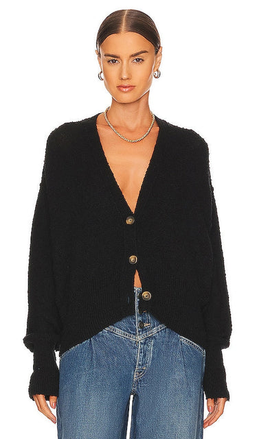 Free People Found My Friend Cardi in Black - Free People a trouvé mon amie Cardi en noir - 自由人们找到了我的黑色朋友卡迪 - Free People hat meine Freundin Cardi in Schwarz gefunden - Free People Found My Friend 카디 블랙 컬러 - Persone libere hanno trovato la mia amica Cardi in nero