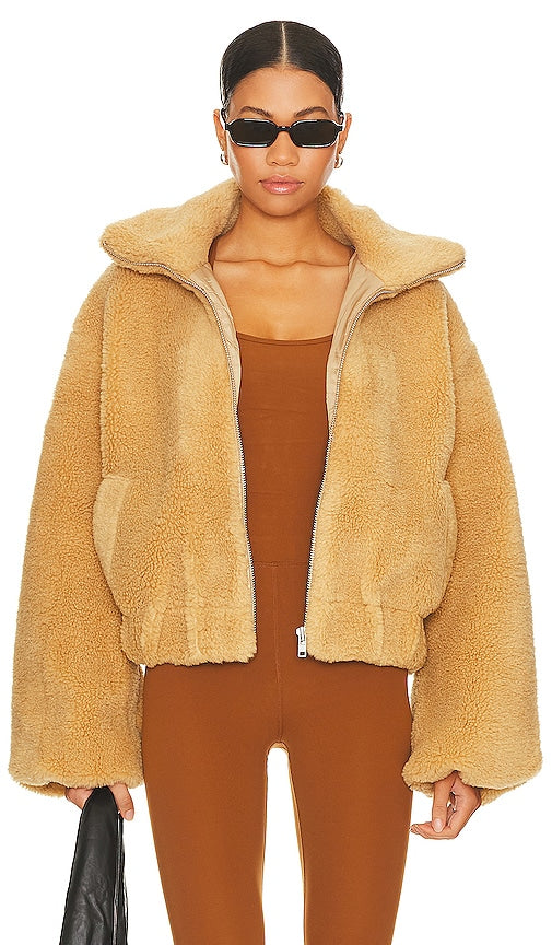 Free People Get Cozy Teddy in Brown - Free People Get Cozy - Teddy marron - Free People 获得舒适的棕色泰迪熊 - Free People Get Cozy Teddy in Braun - Free People은 브라운 색상의 아늑한 테디를 얻습니다. - Le persone libere ottengono un comodo orsacchiotto in marrone