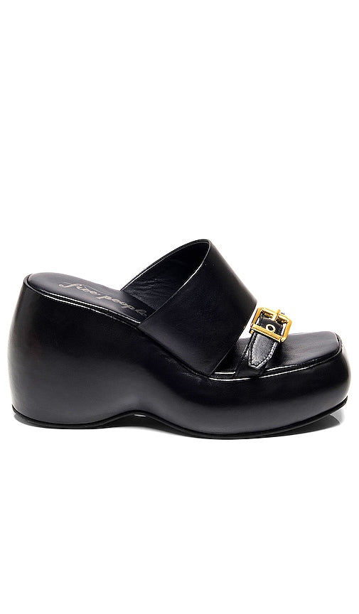 Free People Mila Minimal Wedge in Black - Free People - Mila - Chaussures compensées minimales - Noir - Free People Mila Mini 黑色坡跟鞋 - Free People Mila Minimal Wedge in Schwarz - Free People 밀라 미니멀 웨지 블랙 색상 - Zeppa Minimal Free People Mila in nero