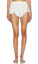 Free People x Intimately FP Like Honey Pj Short In Pastel in Cream - Free People x Intimately FP Like Honey Pyjama court - Pastel - Crème - Free People x Intimates FP Like Honey 奶油色柔和睡衣短裤 - Free People x Intimately FP Like Honey Pyjama-Shorts in Pastell in Creme - Free People x Intimately FP Like Honey Pj 쇼트 인 파스텔 인 크림 - Free People x Intimately FP Like Honey Pj Short in pastello in crema