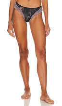 Free People x Intimately FP She Silky Undie In Night Sky Combo in Purple - Free People x Intimately FP She Silky Undie In Night Sky Combo - Violet - Free People x Intimates FP She Silky Undie In Night Sky Combo 紫色 - Free People x Intimately FP She Silky Undie In Night Sky Combo in Lila - Free People x Intimately FP She 실키 언디 인 나이트 스카이 콤보 퍼플 - Free People x Intimately FP She Silky Undie In Night Sky Combo in viola