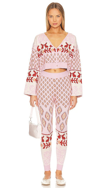 Free People x Intimately FP Snow Bunny Set In Candy Combo in Pink - Free People x Intimately FP Ensemble Snow Bunny dans un combo de bonbons en rose - Free People x Intimately FP 粉色糖果组合雪兔套装 - Free People x Intimately FP Snow Bunny Set in Candy Combo in Rosa - Free People x Intimately FP 스노우 버니 세트 핑크 캔디 콤보 - Set Free People x Intimately FP Snow Bunny in Candy Combo in rosa